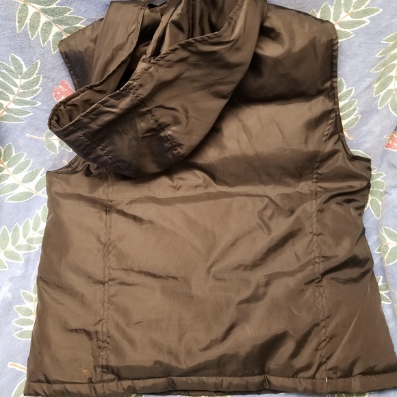 Down vest - Picture 2 of 3